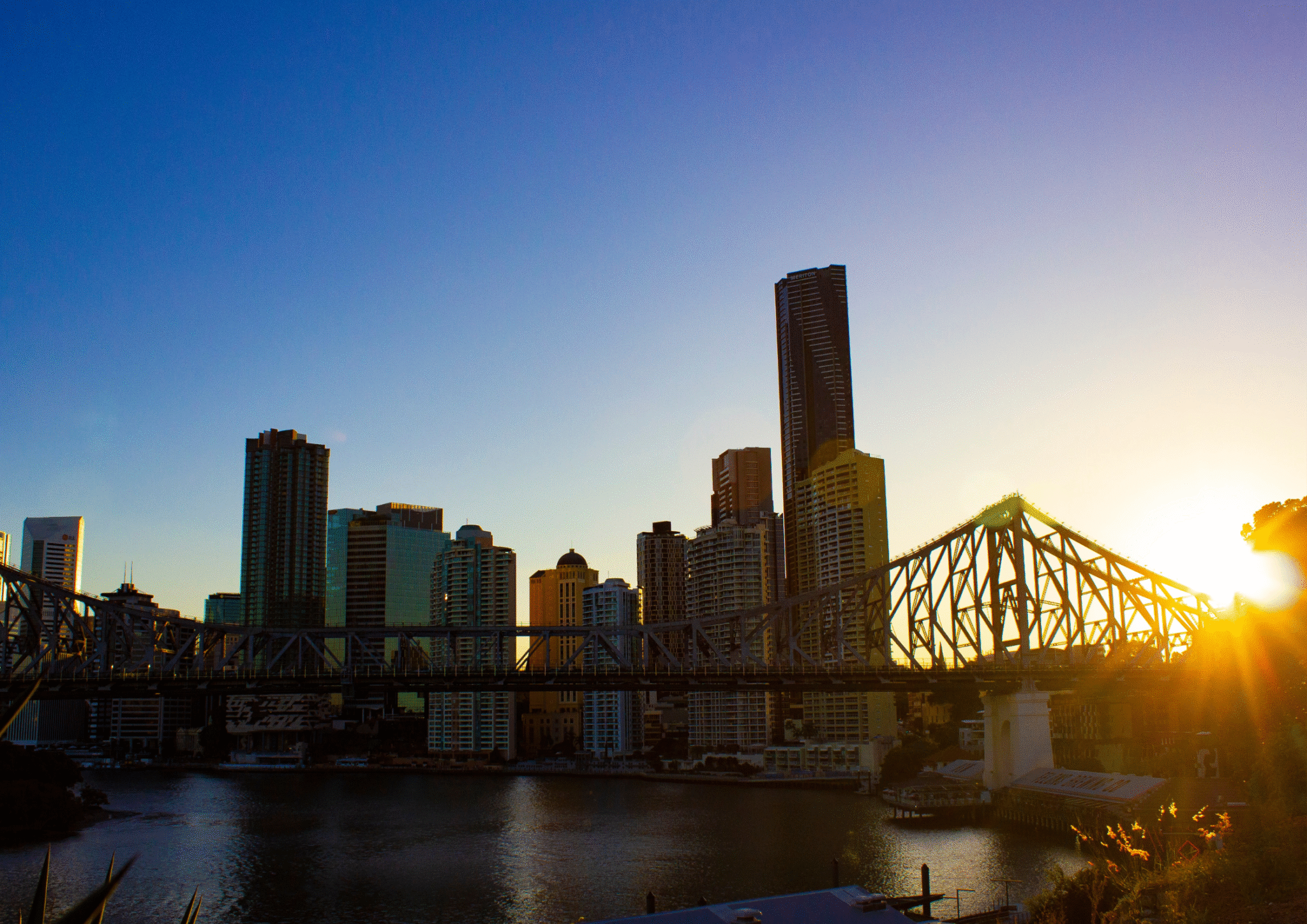 Brisbane River and Story Bridge at sunset